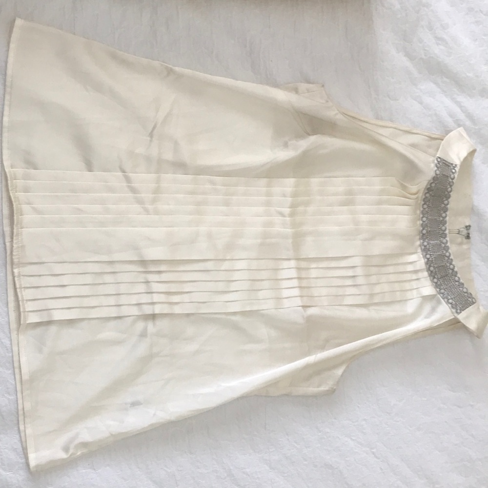 Banana Republic Ivory Sleeveless Blouse